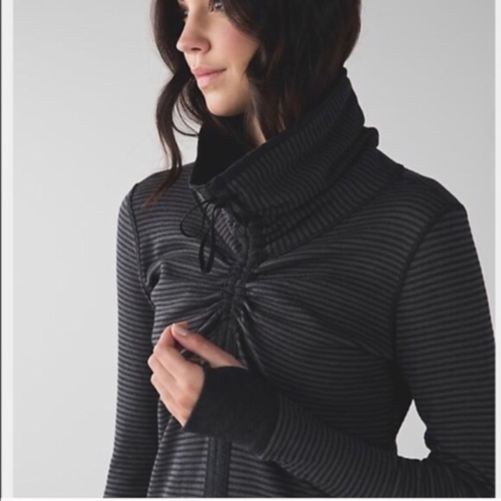 Lululemon Reversible Pullover